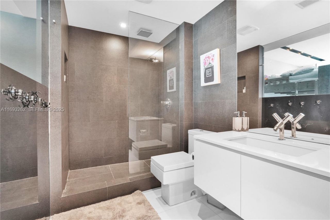 3535 S Ocean Drive, Unit 2104, Hollywood, FL 33019 Photo