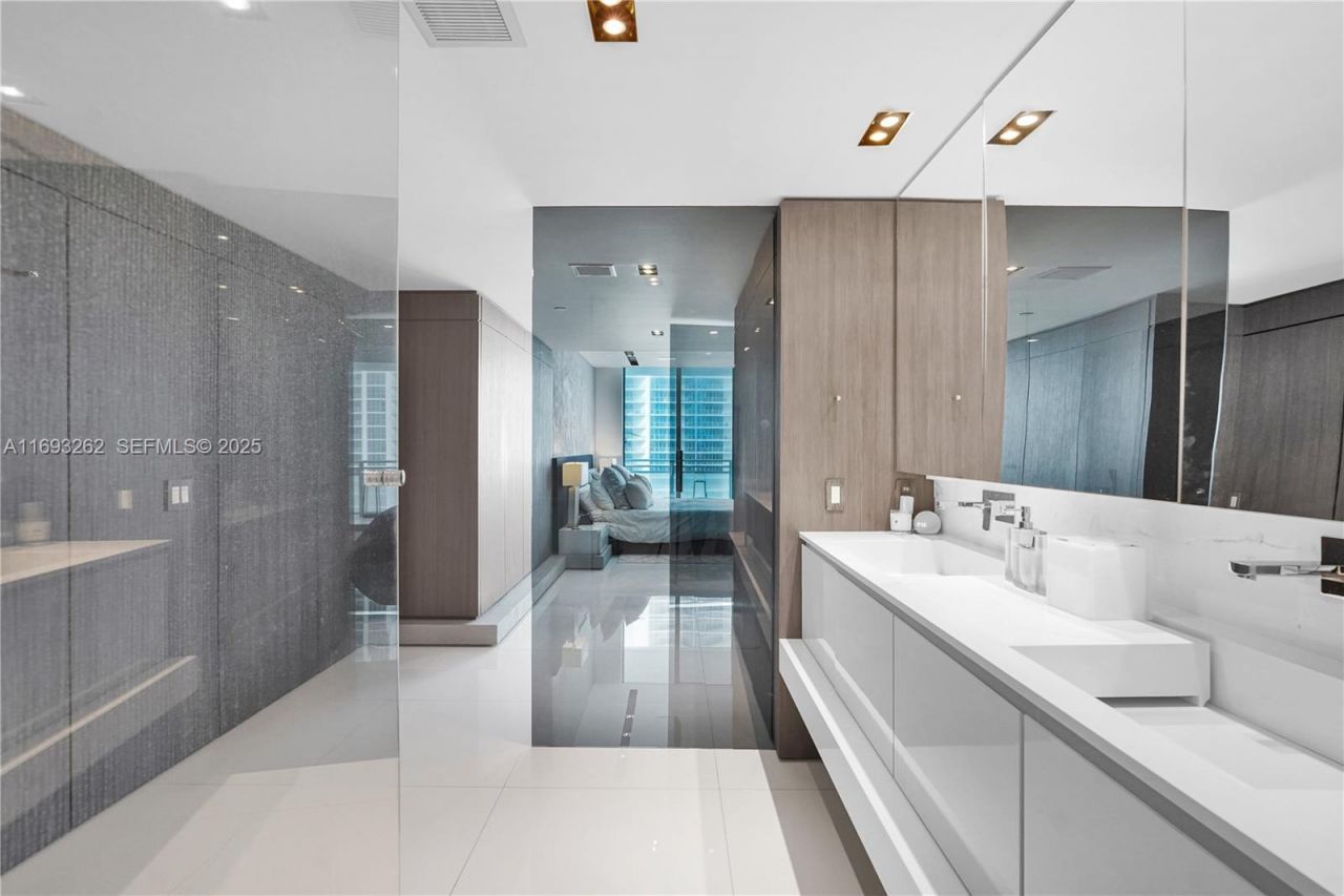 3535 S Ocean Drive, Unit 2104, Hollywood, FL 33019 Photo