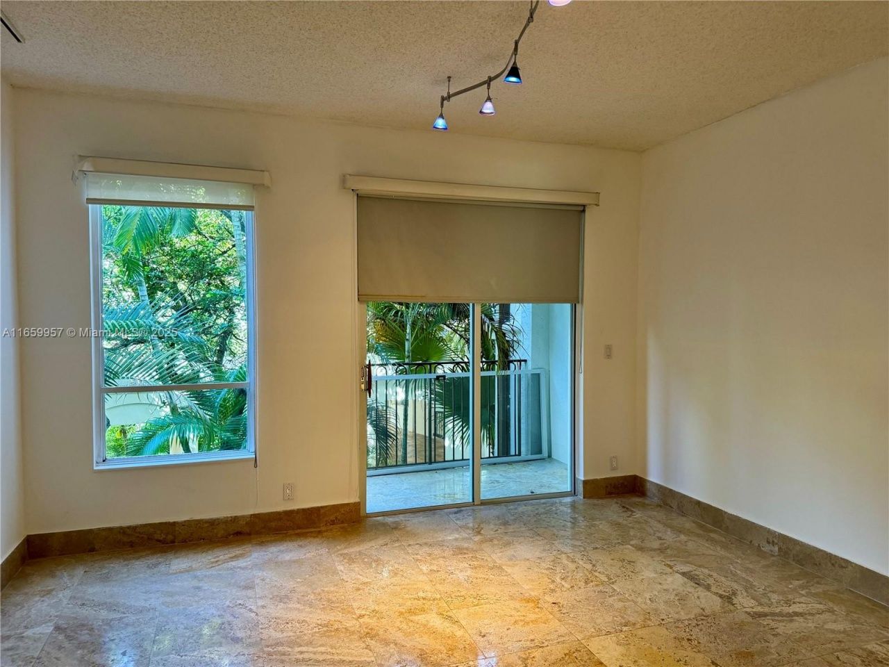 3700 Island Blvd, Unit C202, Aventura, FL 33160 Photo