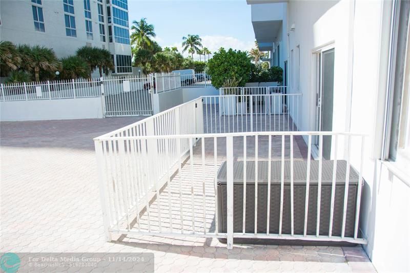4250 Galt Ocean Drive, Unit 1M, Fort Lauderdale, FL 33308 Photo
