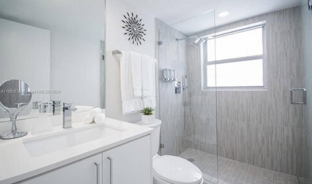 4433 El Mar Dr, Lauderdale by the Sea, FL 33308 Photo