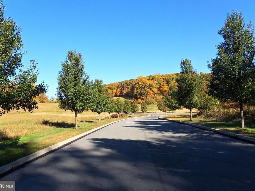 2212 S Melrose Lane, Bethlehem, PA 18015 Main Photo