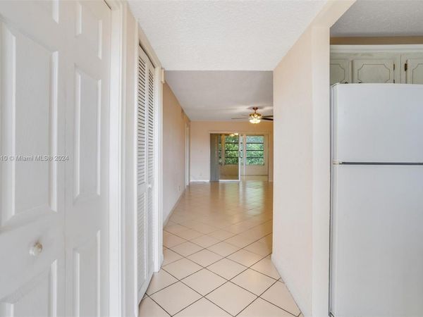 608 SW Natura Blvd, Unit 311, Deerfield Beach, FL 33441