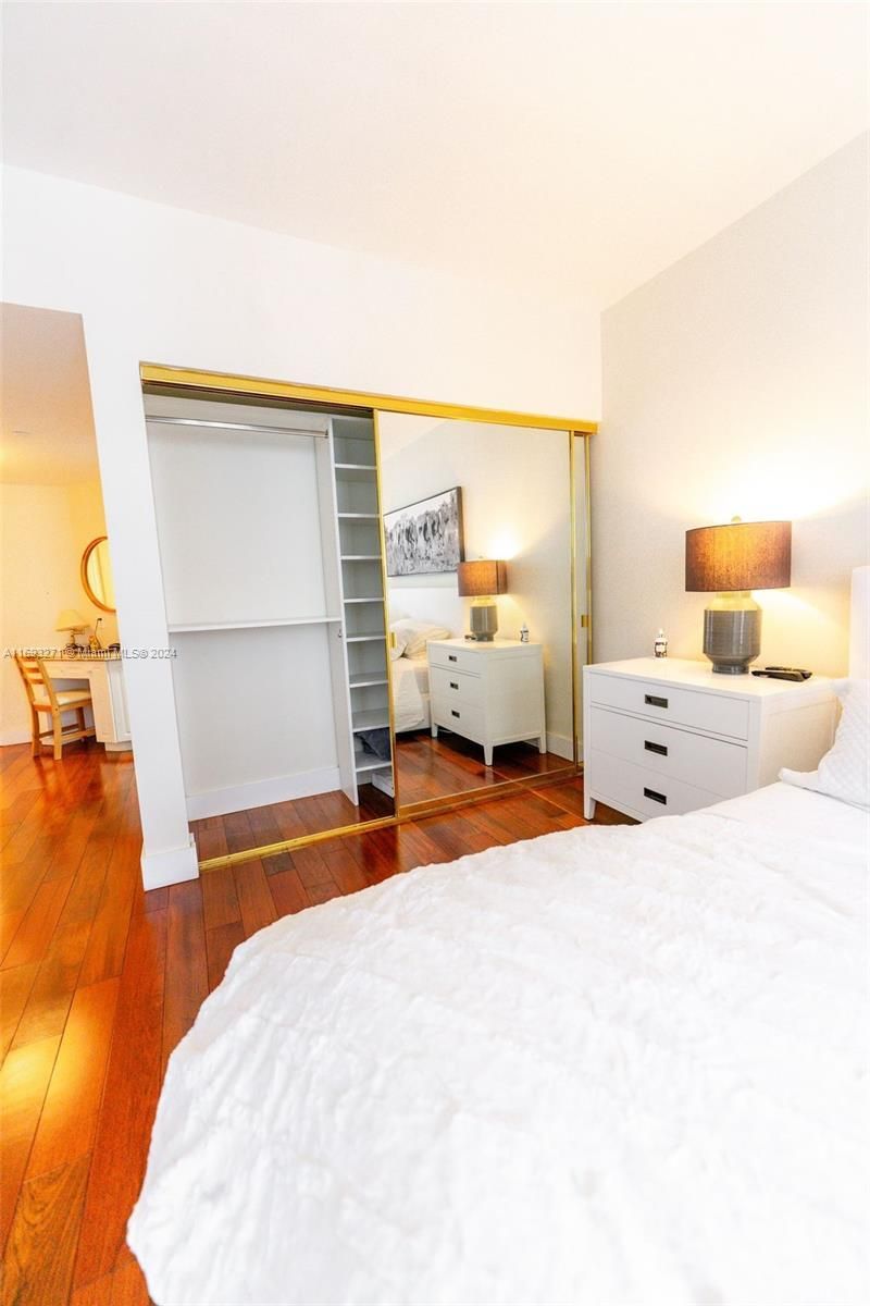 9595 Collins Ave, Unit N9-C, Surfside, FL 33154 Photo