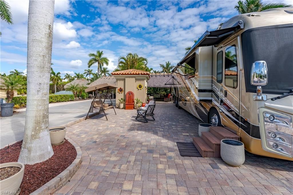 13446 Ladyfish Ln, Naples, FL 34114 Photo