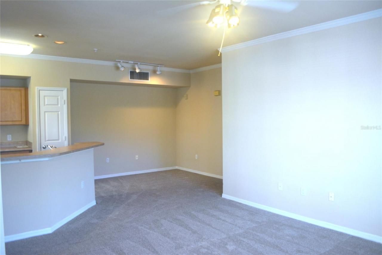 5701 Soldier Circle, Unit 104, Sarasota, FL 34233 Photo