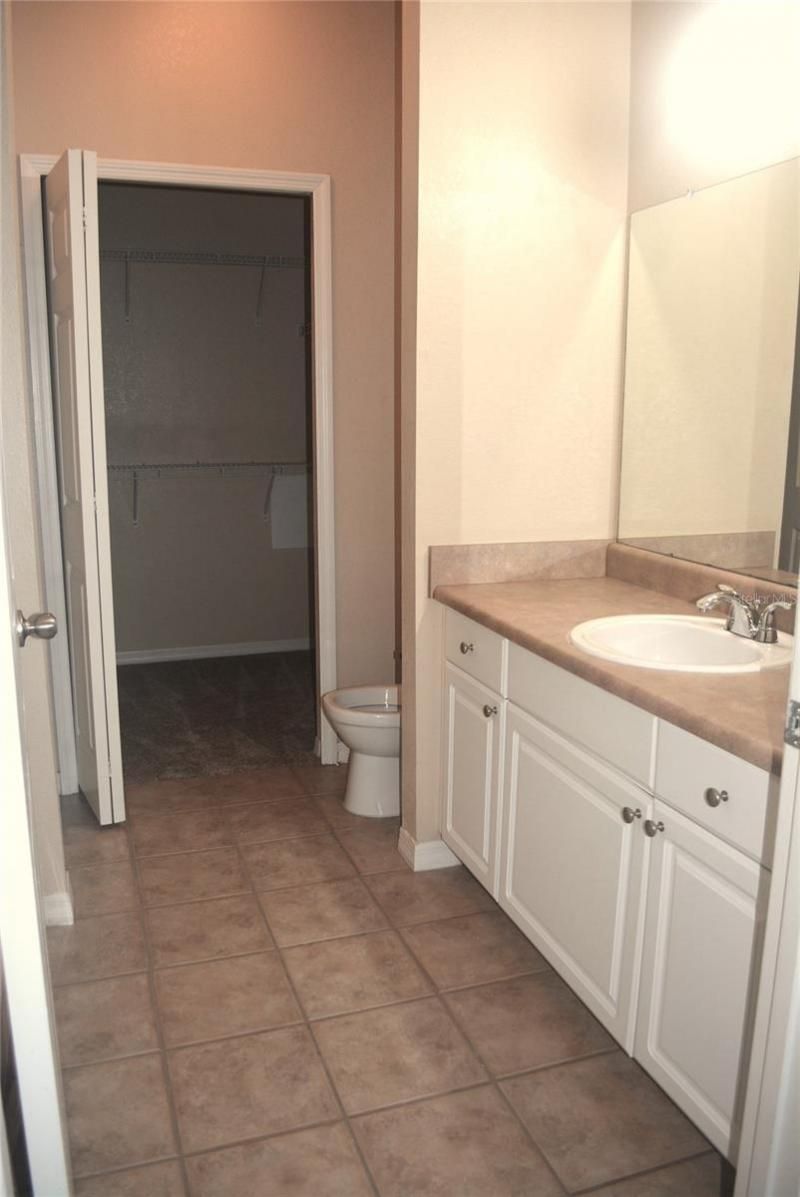 5701 Soldier Circle, Unit 104, Sarasota, FL 34233 Photo