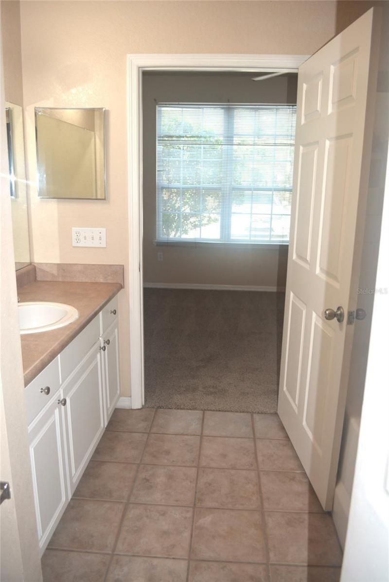 5701 Soldier Circle, Unit 104, Sarasota, FL 34233 Photo