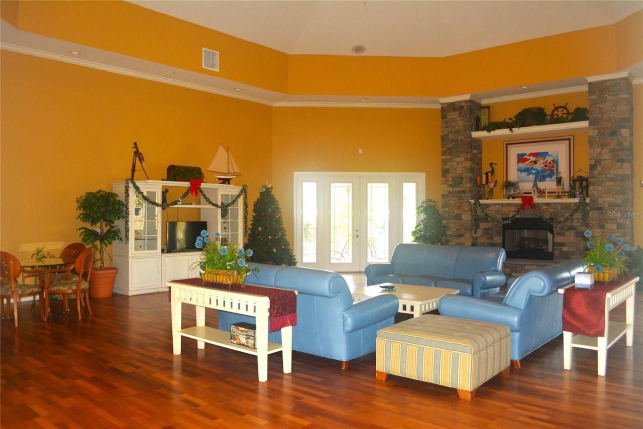 5701 Soldier Circle, Unit 104, Sarasota, FL 34233 Photo