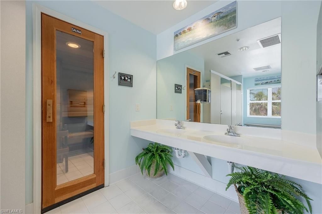 4191 Bay Beach Ln, Unit 253, Fort Myers Beach, FL 33931 Photo
