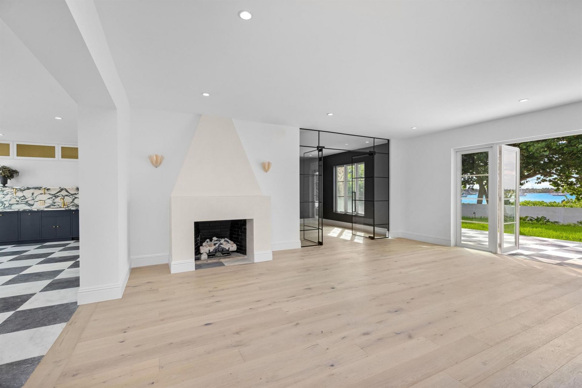 1246 N Lake Way, Palm Beach, FL 33480 Photo