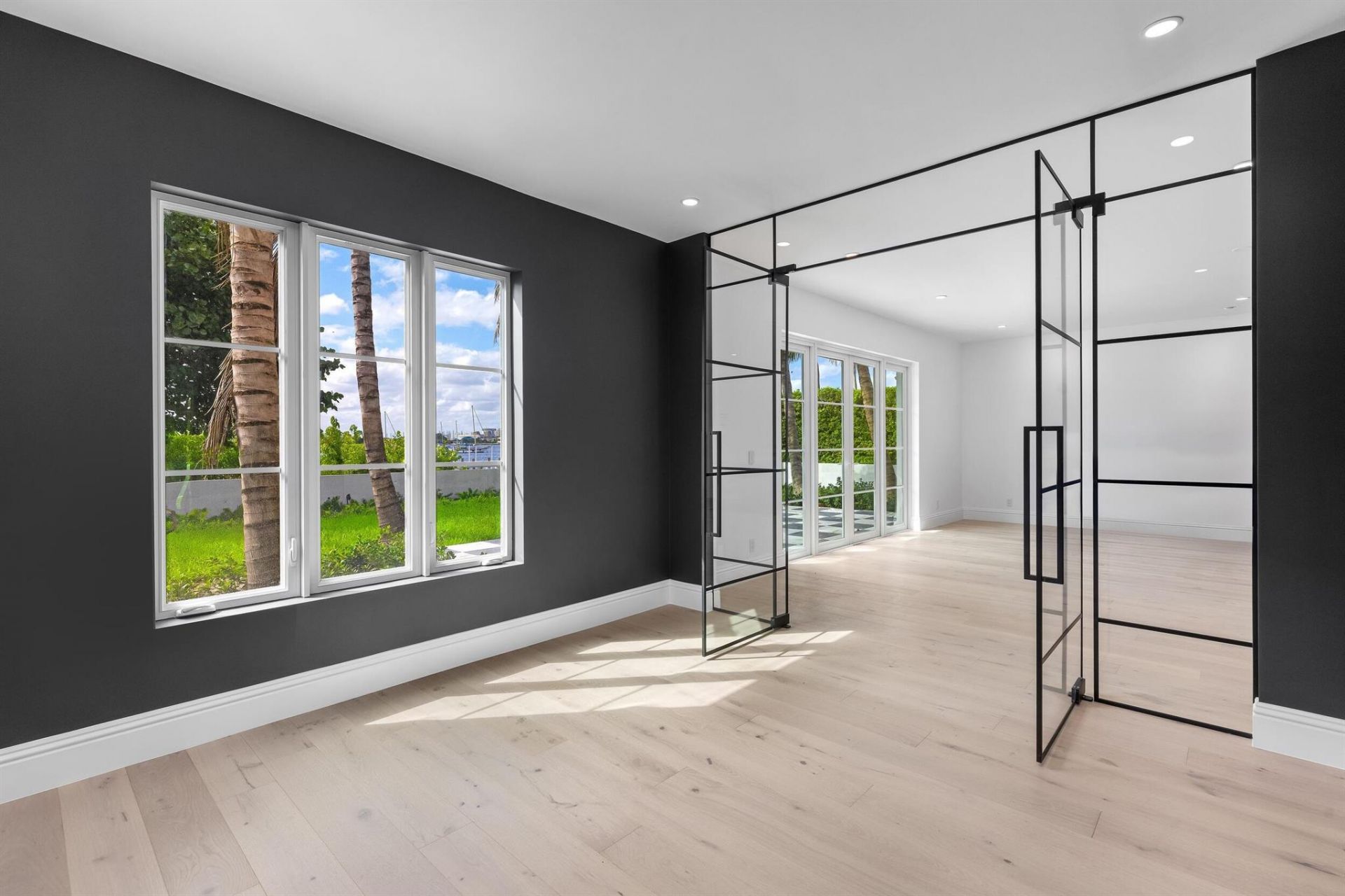 1246 N Lake Way, Palm Beach, FL 33480 Photo