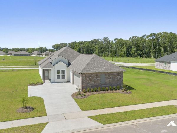 1536 Frankel Ave, Zachary, LA 70791