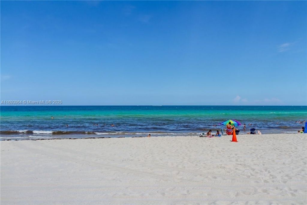 Please Call For Address, Hollywood, FL 33019 Photo