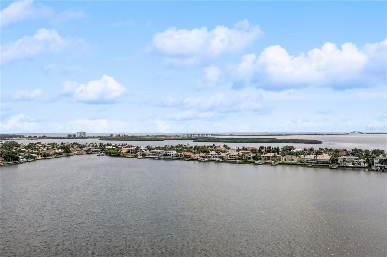 5200 Brittany Drive S, Unit 1708, Saint Petersburg, FL 33715 Photo