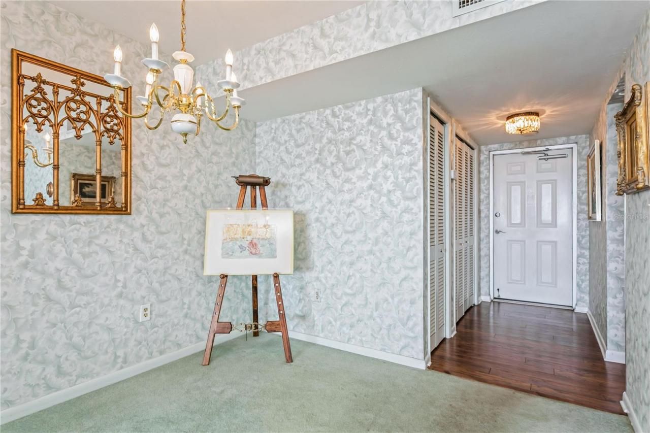 5200 Brittany Drive S, Unit 1708, Saint Petersburg, FL 33715 Photo