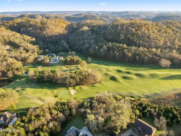 132 Legends Place, Tazewell, TN 37879