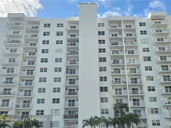 200 S Birch Rd, Unit 121, Fort Lauderdale, FL 33316