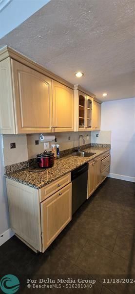 200 S Birch Road, Unit 121, Fort Lauderdale, FL 33316 Photo