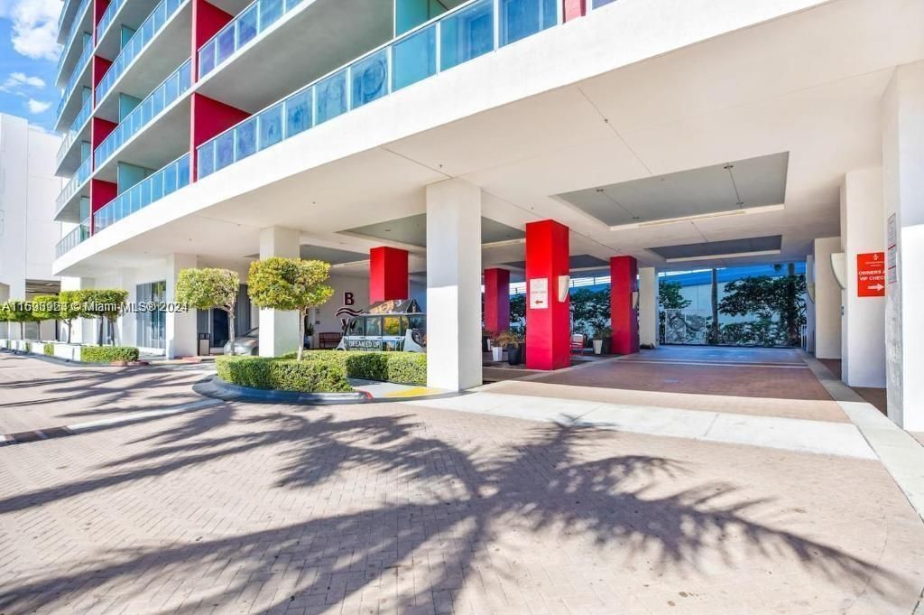 2602 E Hallandale Beach Blvd, Unit R1606, Hallandale Beach, FL 33009 Photo