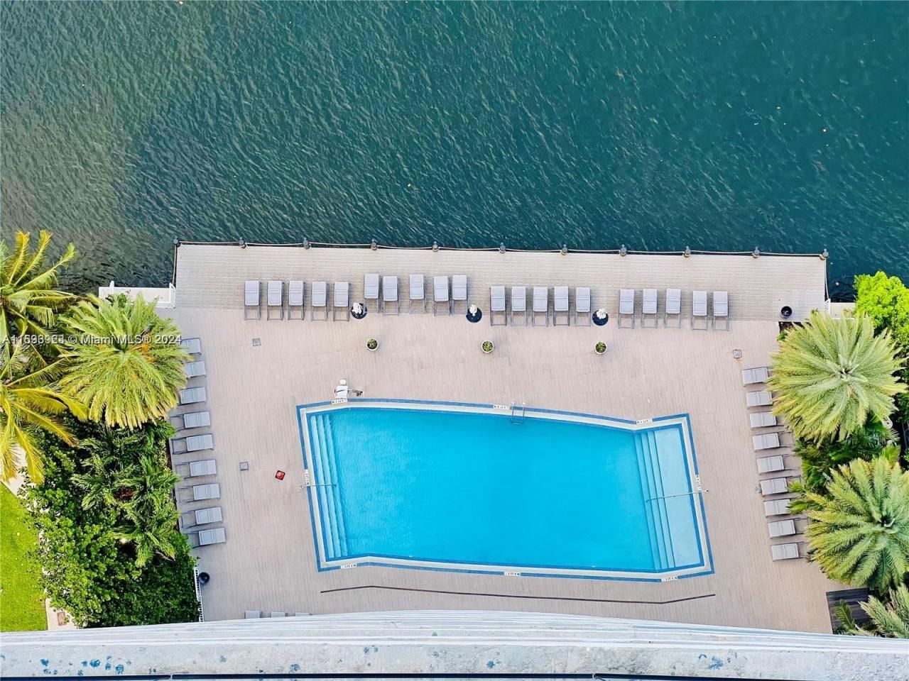 2602 E Hallandale Beach Blvd, Unit R1606, Hallandale Beach, FL 33009 Photo