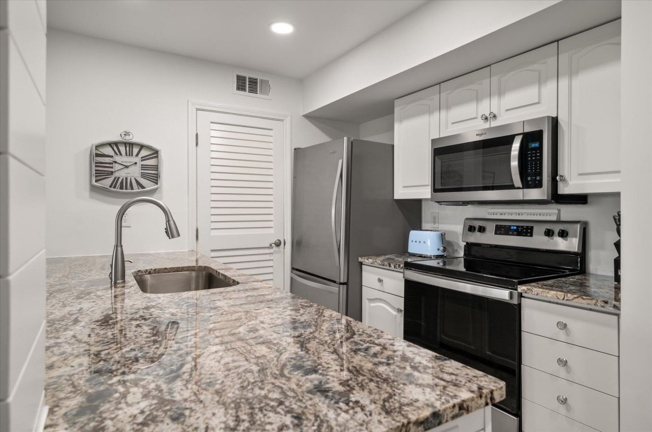 1331 Pelican Watch Villas Photo 19