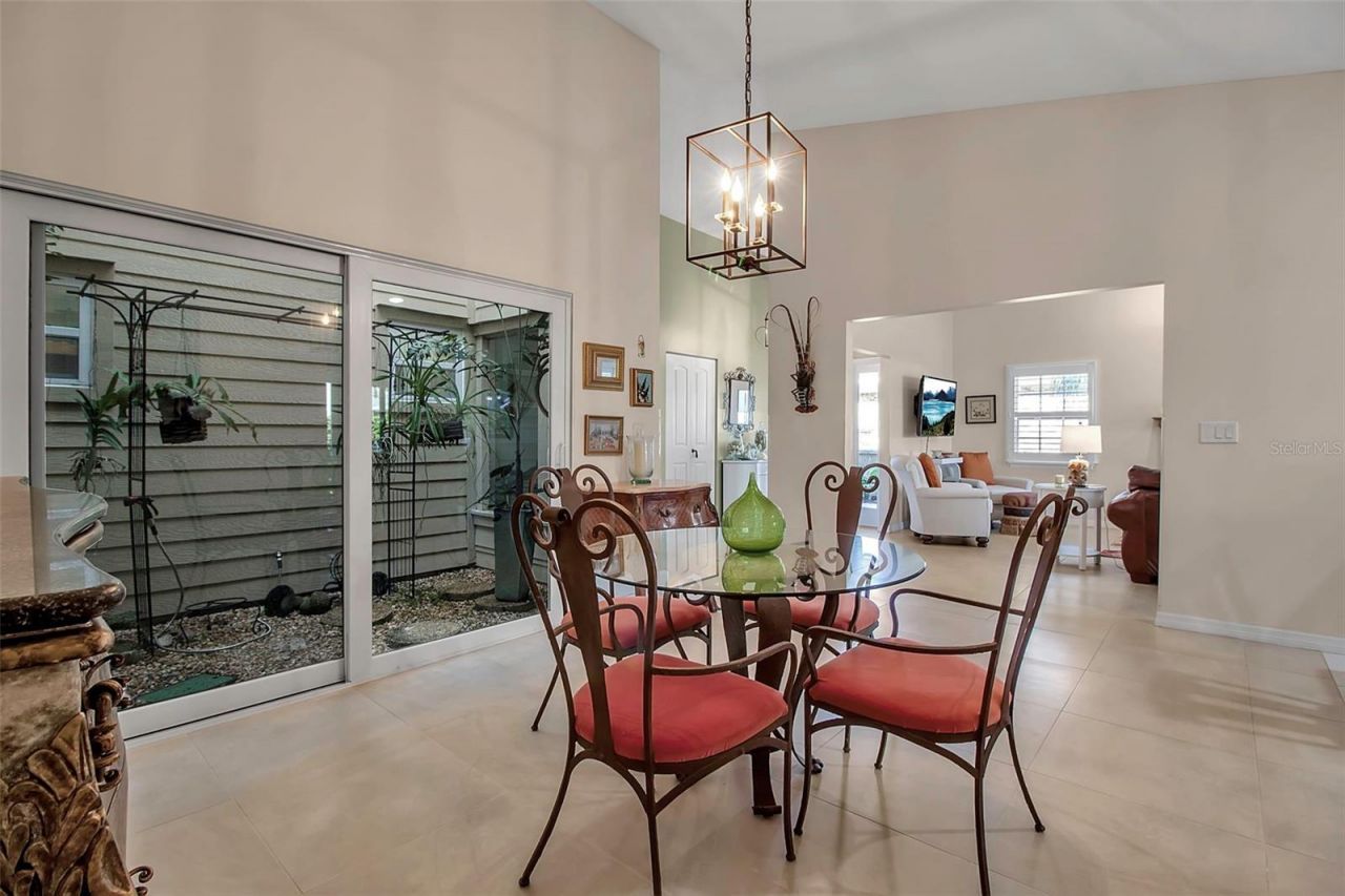 3410 Avenida Madera, Unit B, Bradenton, FL 34210 Photo