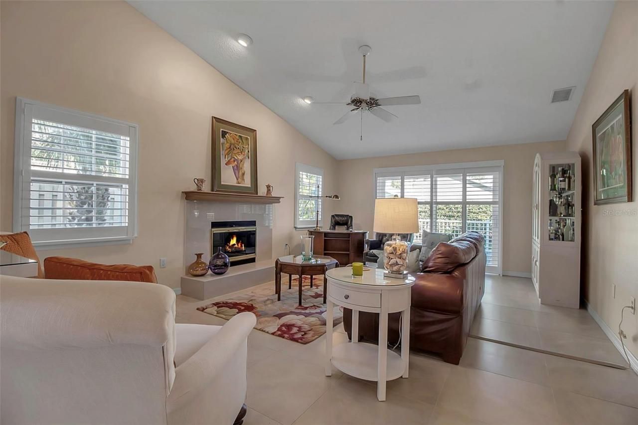 3410 Avenida Madera, Unit B, Bradenton, FL 34210 Photo