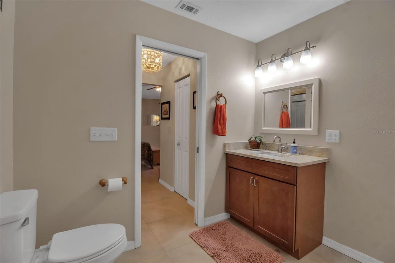 3410 Avenida Madera, Unit B, Bradenton, FL 34210 Photo