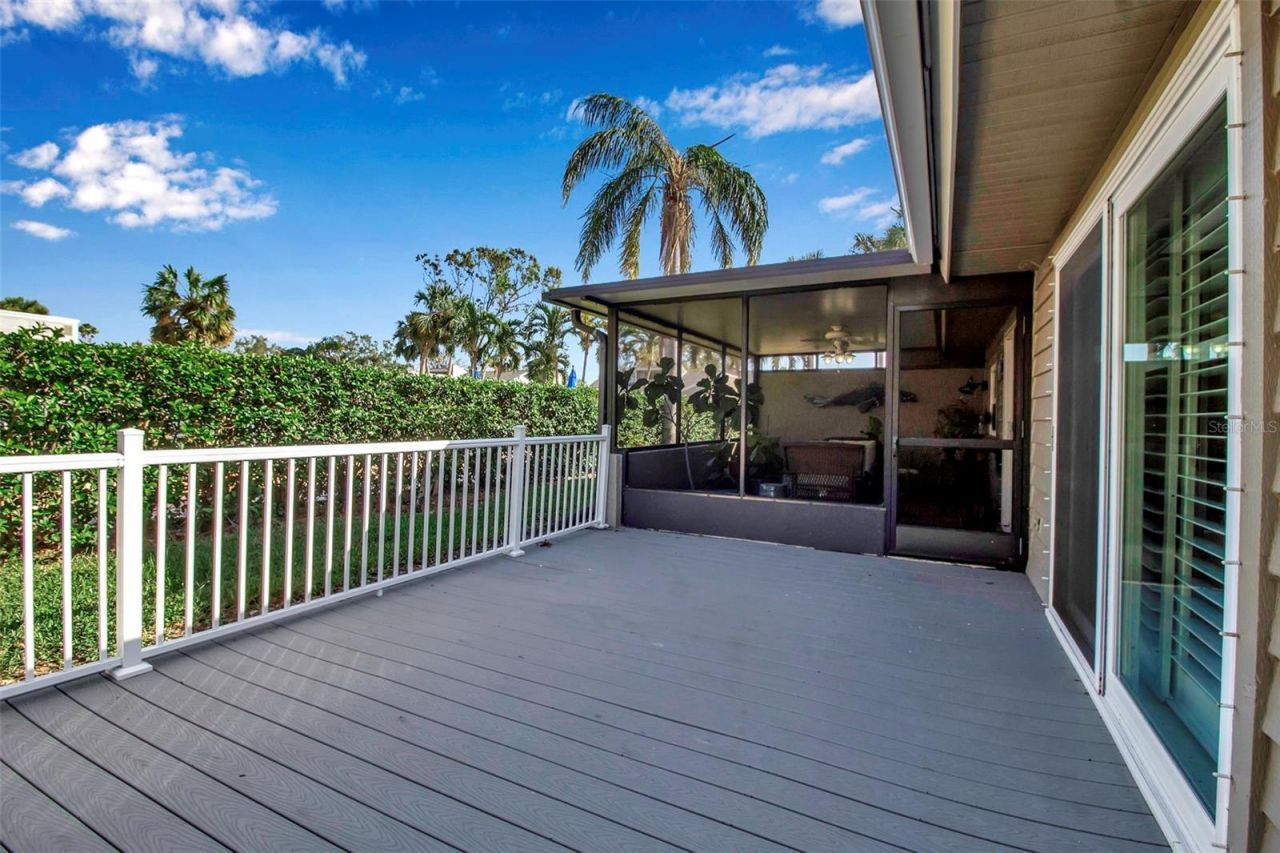 3410 Avenida Madera, Unit B, Bradenton, FL 34210 Photo