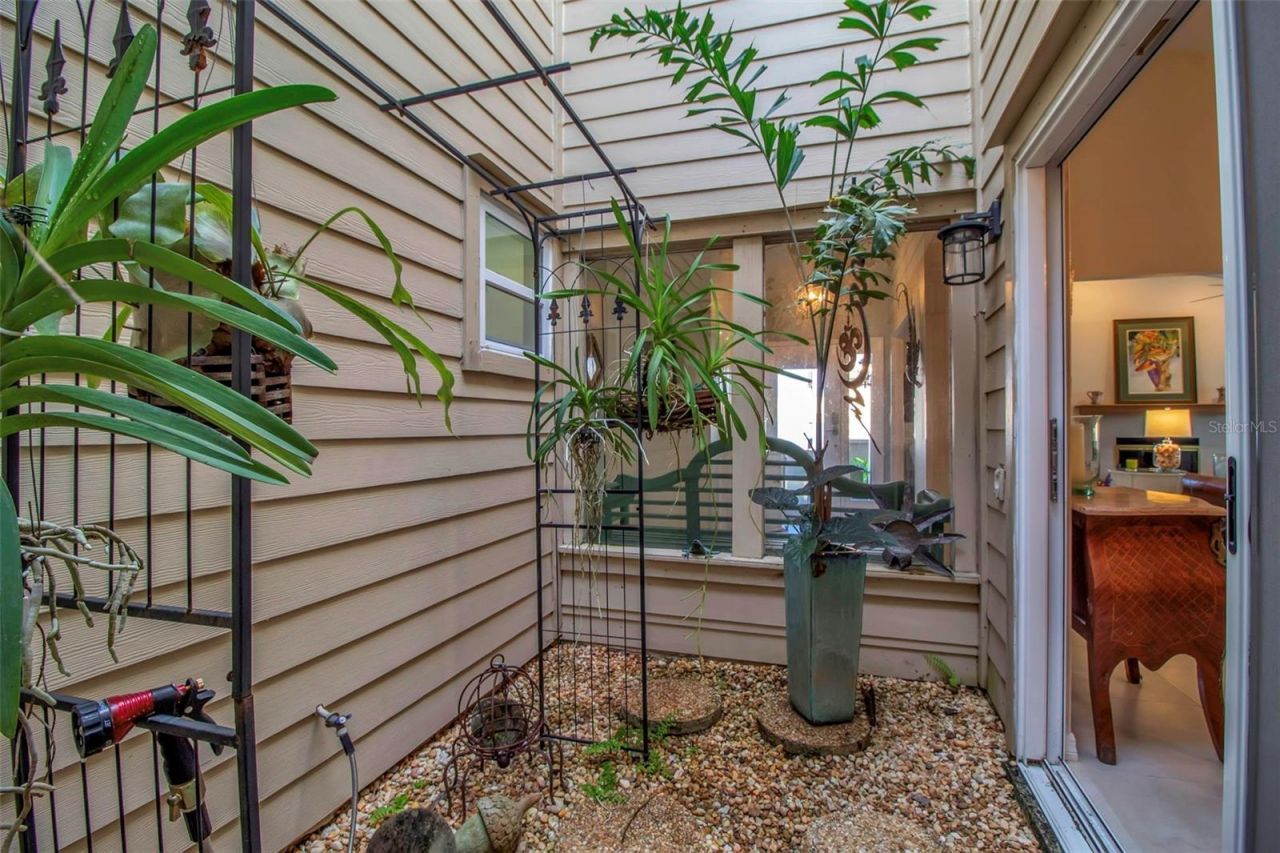 3410 Avenida Madera, Unit B, Bradenton, FL 34210 Photo