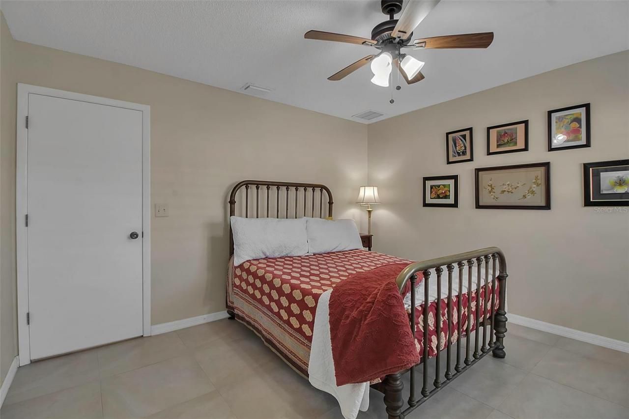 3410 Avenida Madera, Unit B, Bradenton, FL 34210 Photo