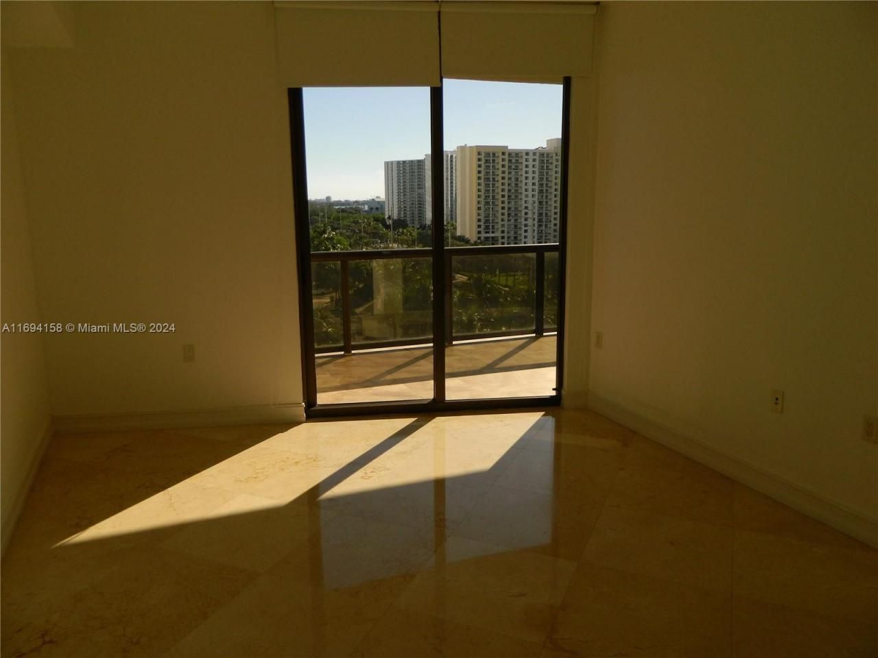 16275 Collins Ave, Unit 803, Sunny Isles Beach, FL 33160 Photo