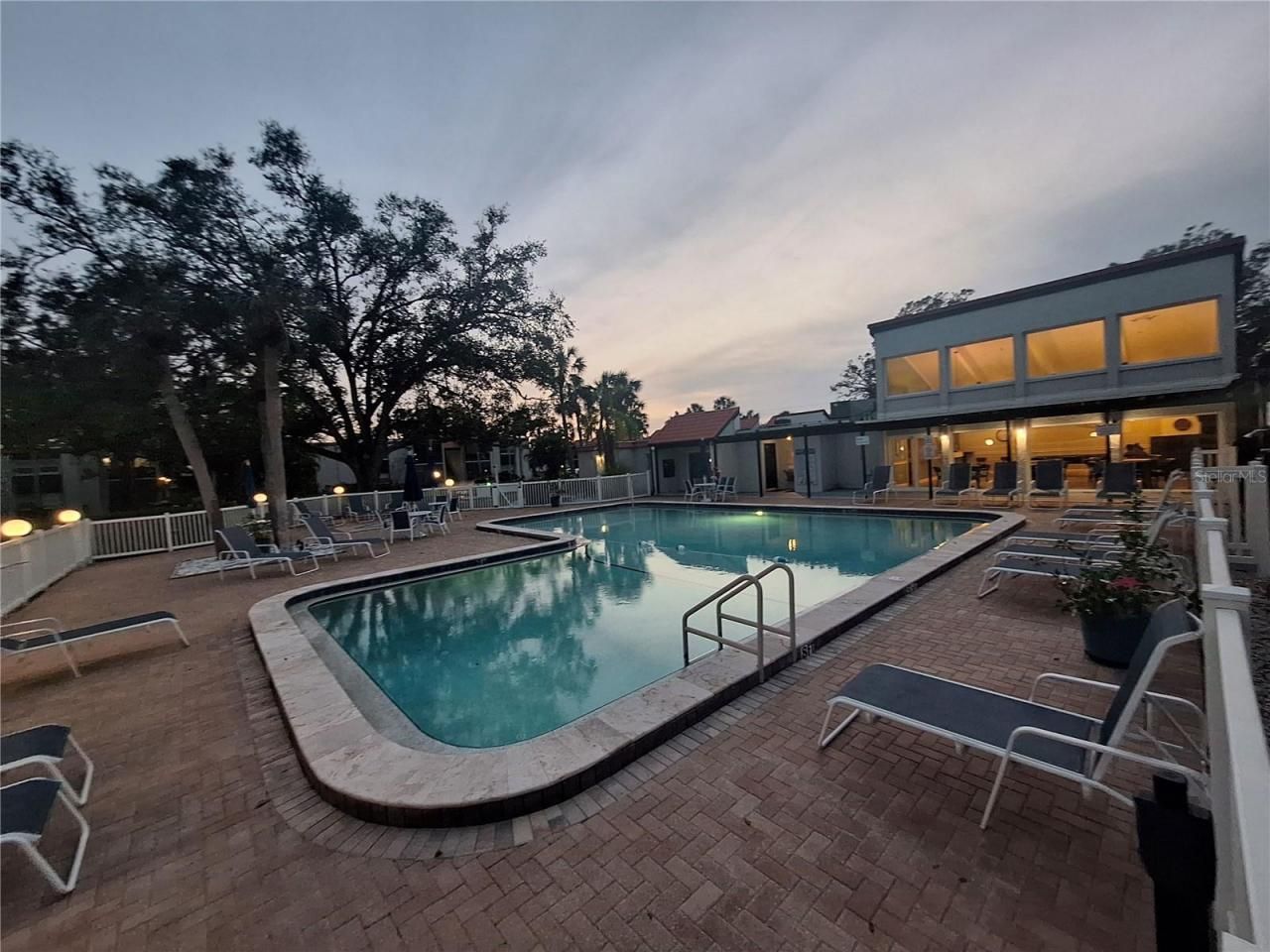 3255 Beneva Road, Unit 102, Sarasota, FL 34232 Photo