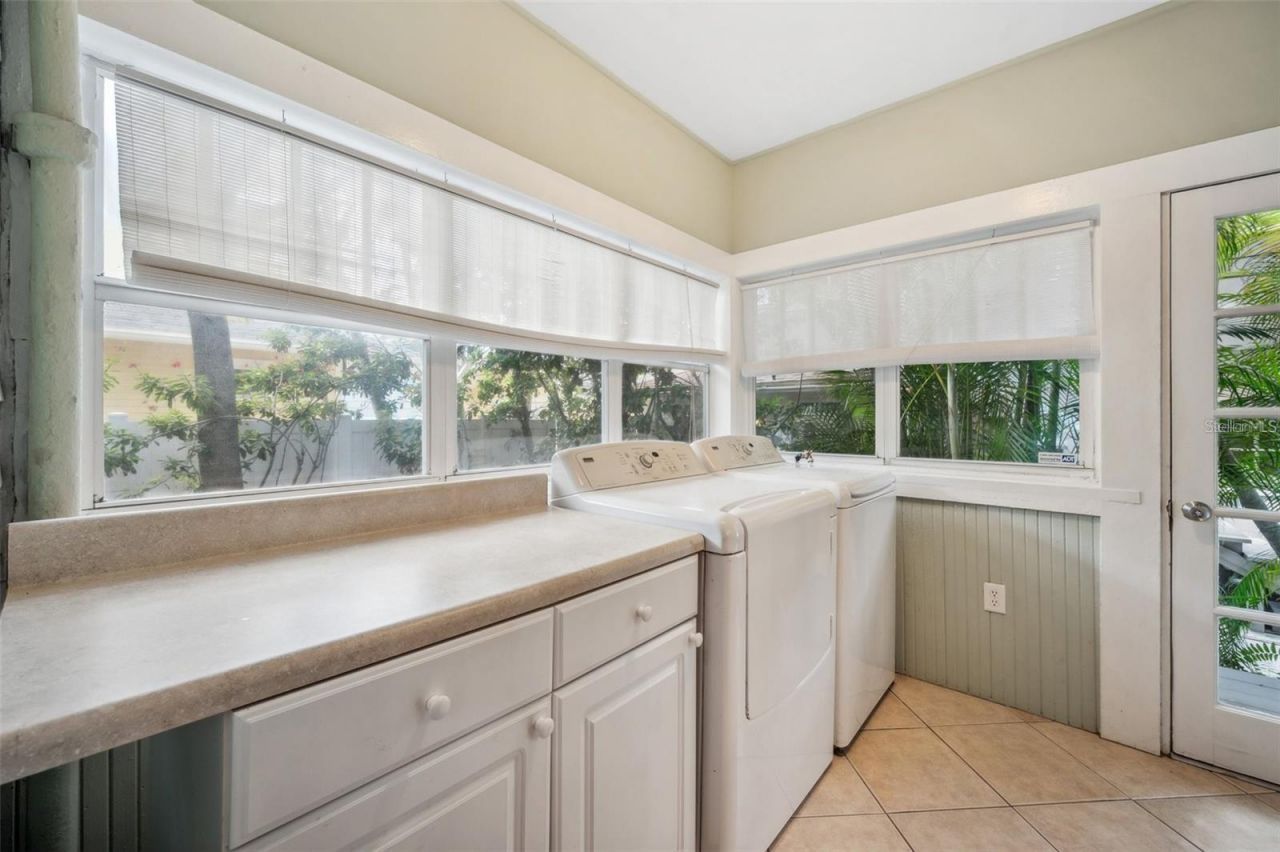 455 13th Avenue Ne, Saint Petersburg, FL 33701 Photo