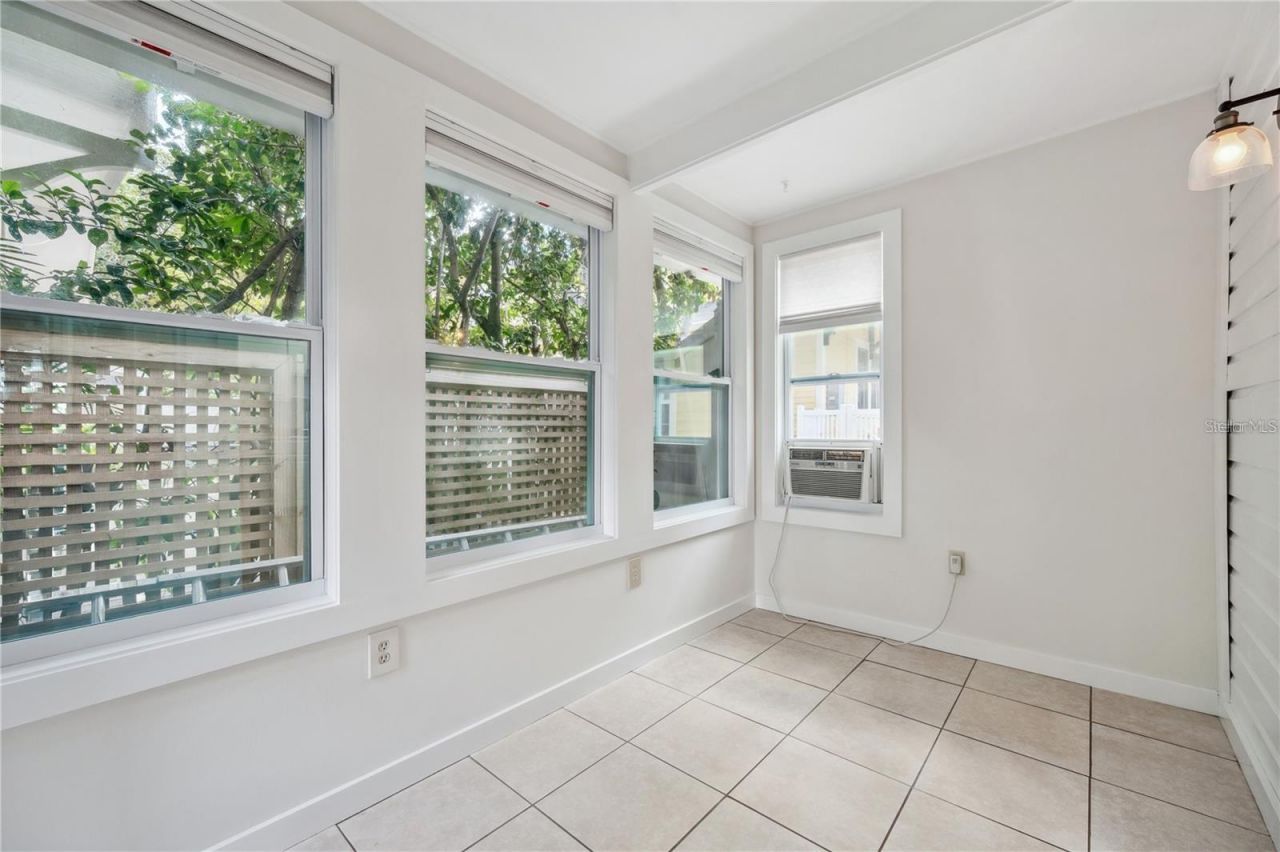 455 13th Avenue Ne, Saint Petersburg, FL 33701 Photo