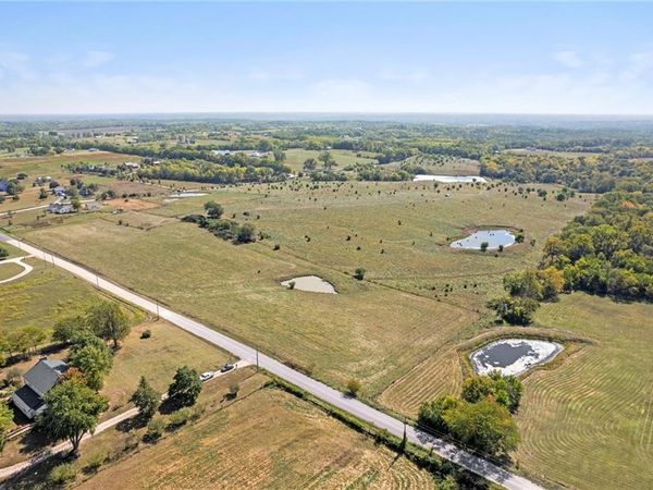 Cantrell & 174th Street, Linwood, KS 66052