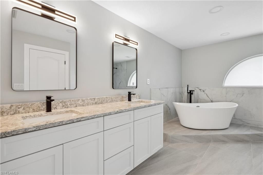 4608 SW 25th Ct, Cape Coral, FL 33914 Photo