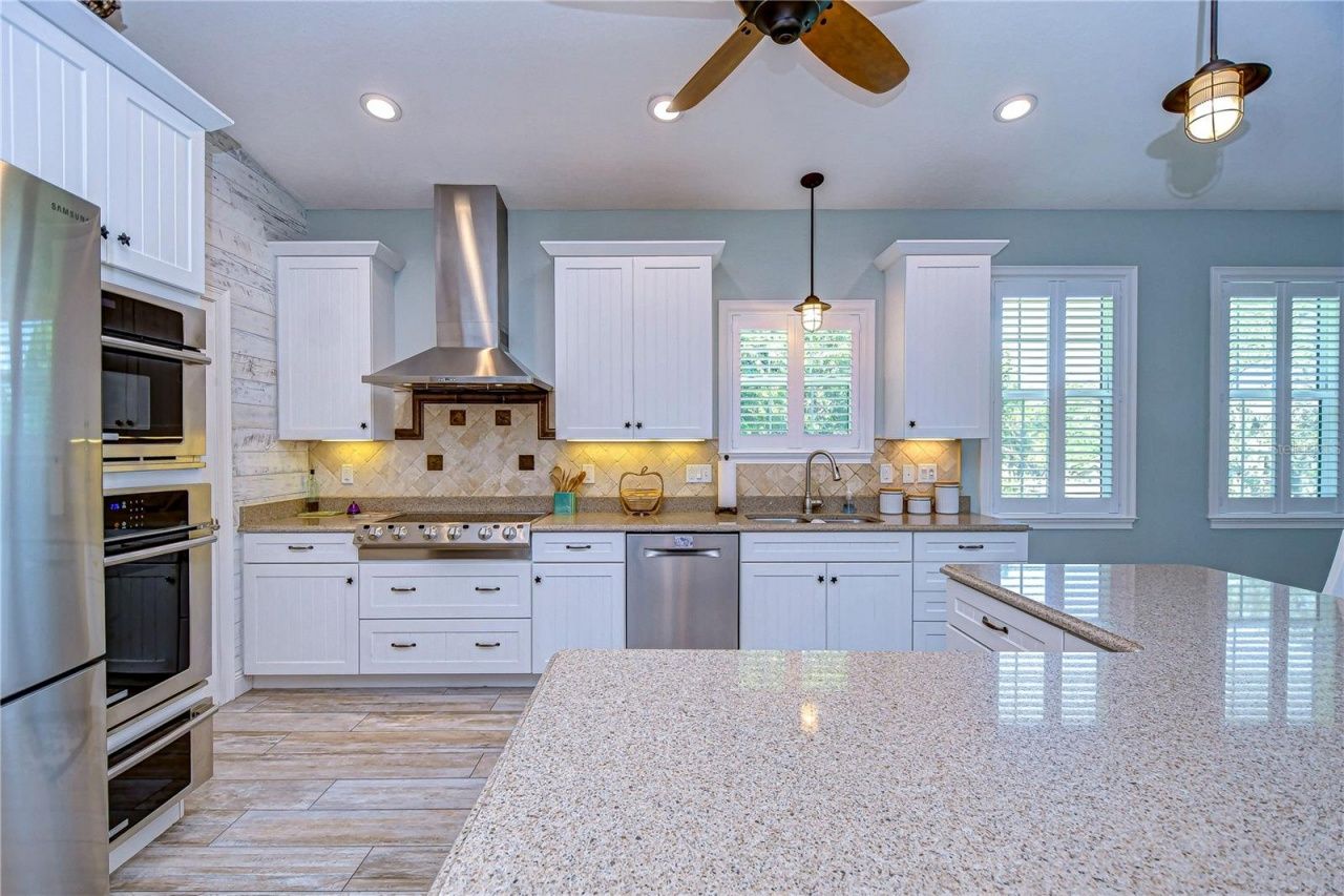 262 Banana Road, Palm Harbor, FL 34683 Photo