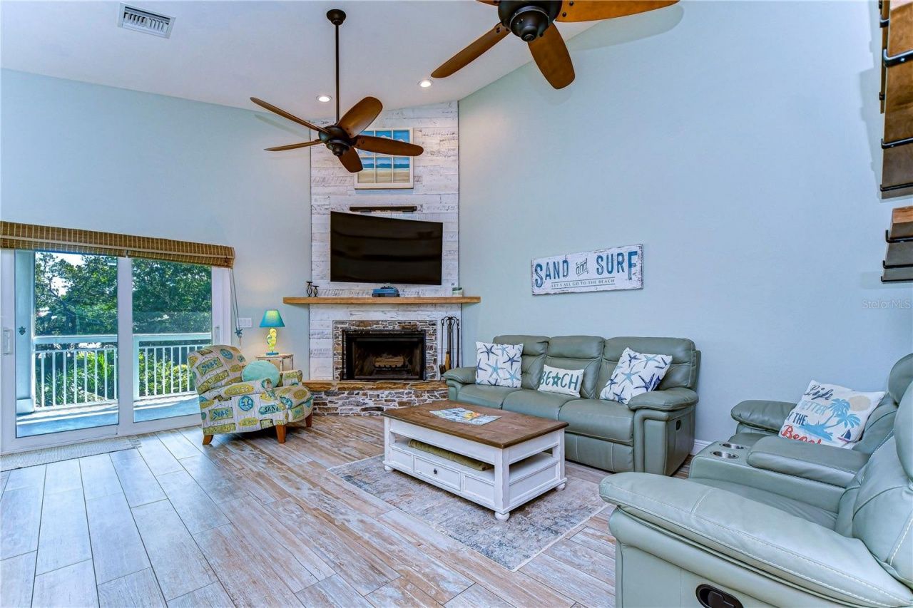 262 Banana Road, Palm Harbor, FL 34683 Photo