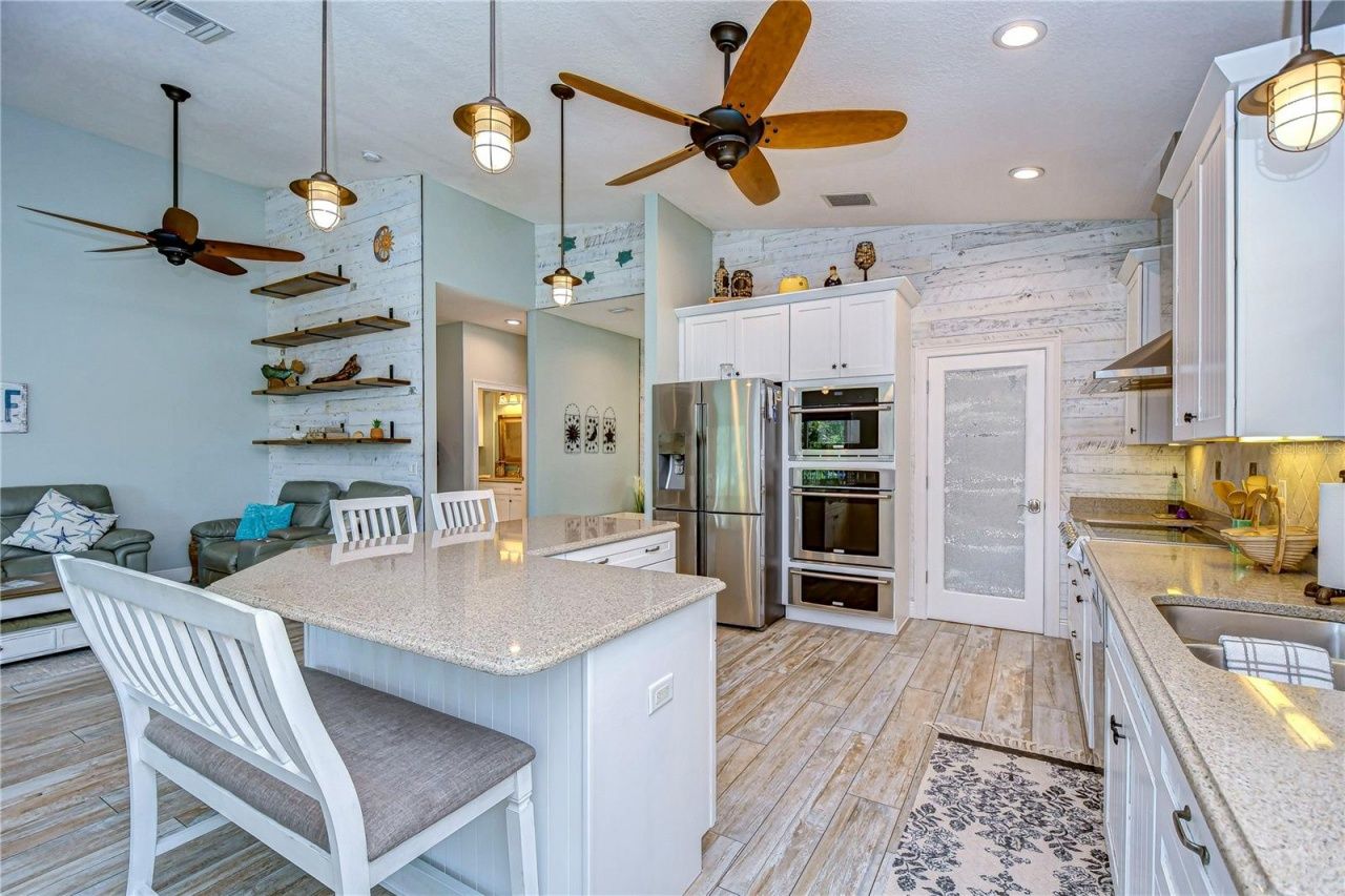 262 Banana Road, Palm Harbor, FL 34683 Photo