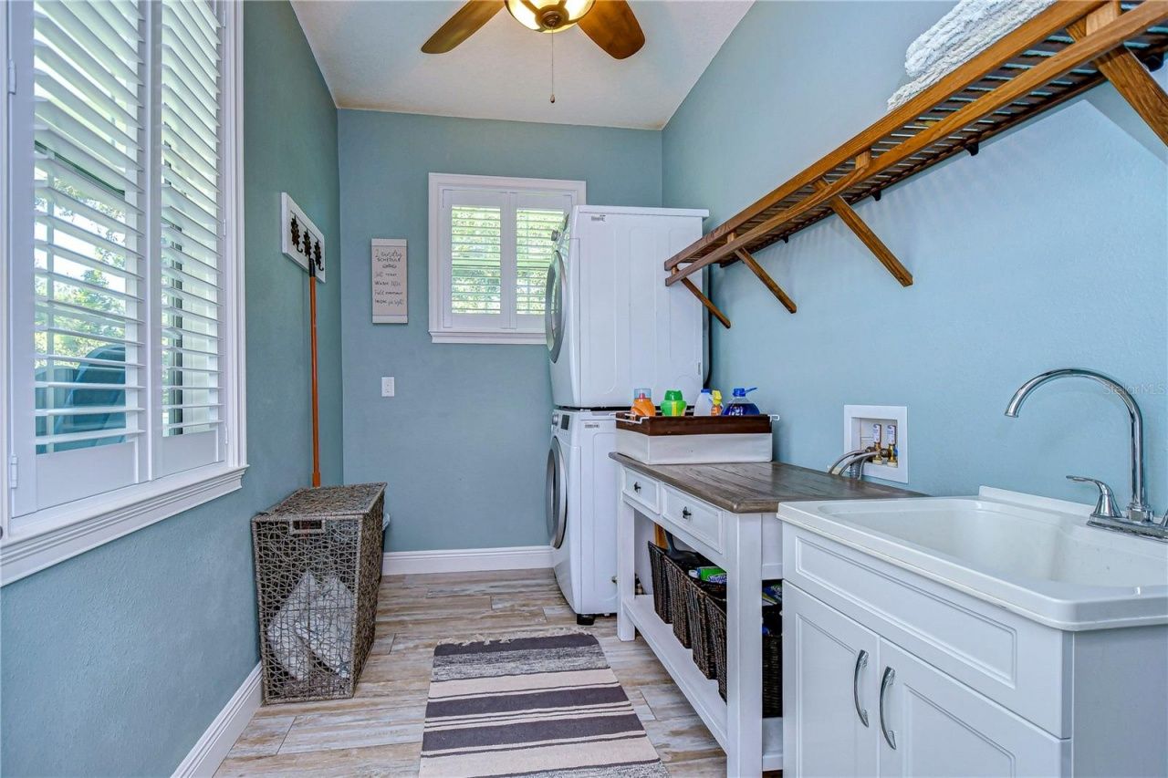 262 Banana Road, Palm Harbor, FL 34683 Photo
