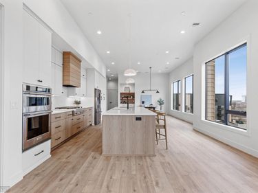 505 OAK Street N, Unit 501, Fargo, ND 58102