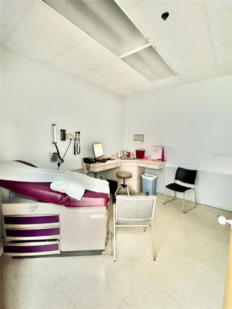 2401 Frist Boulevard, Unit #1-2, Fort Pierce, FL 34950 Photo