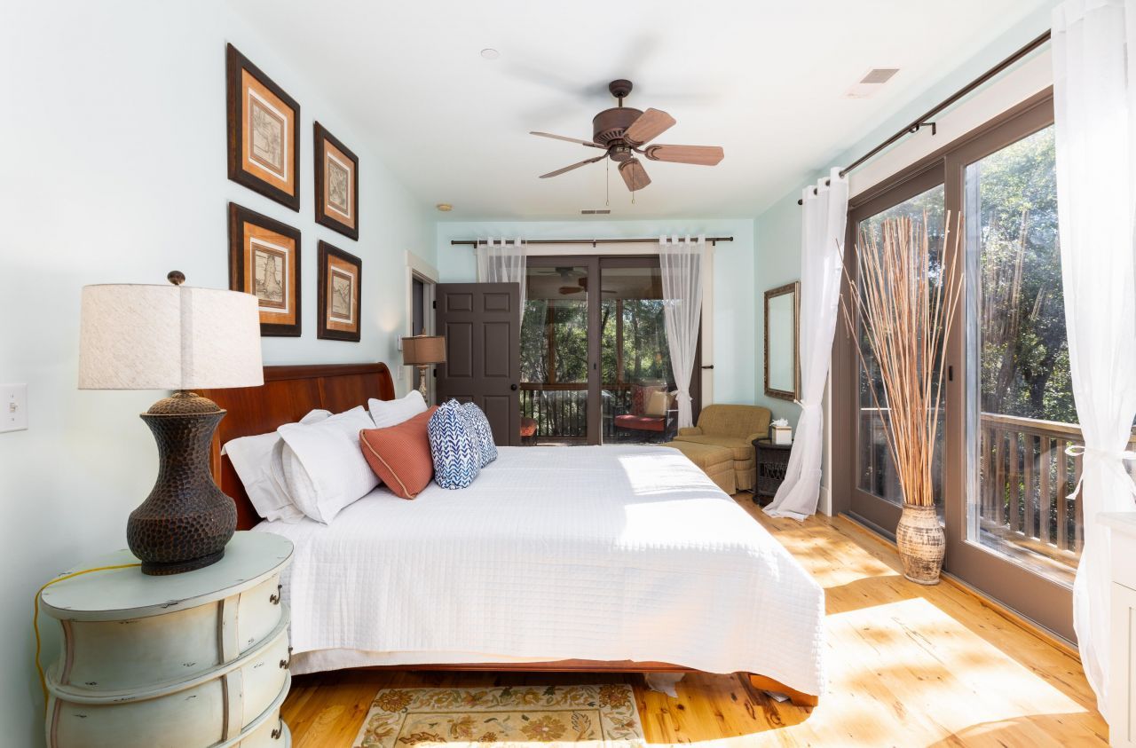 362 Pelican Flight Drive Photo 13