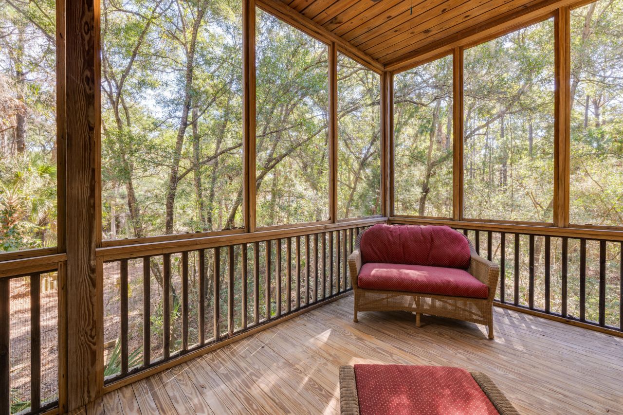 362 Pelican Flight Drive Photo 15