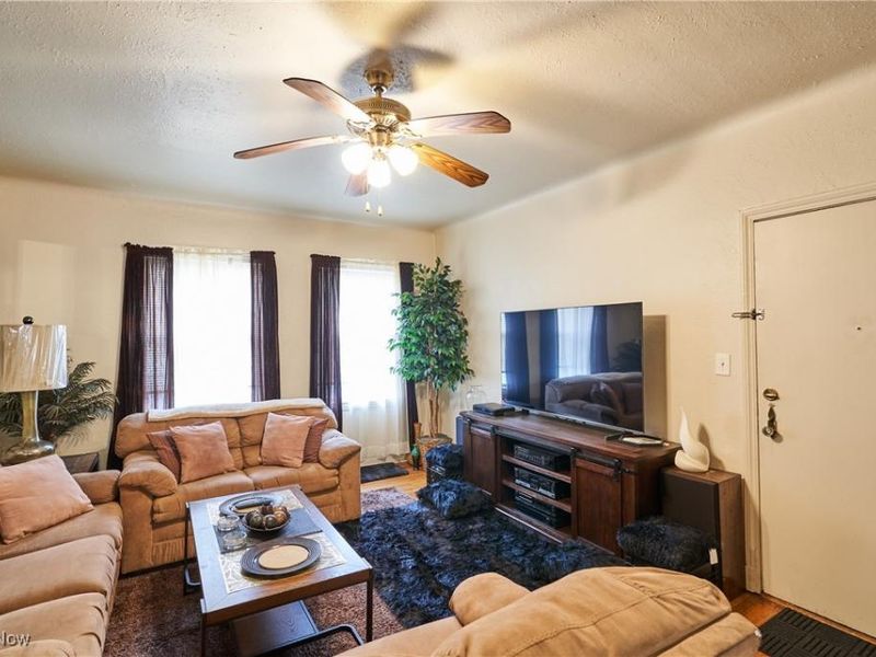 3016 S Moreland Boulevard, Shaker Heights, OH 44120 Photo 11