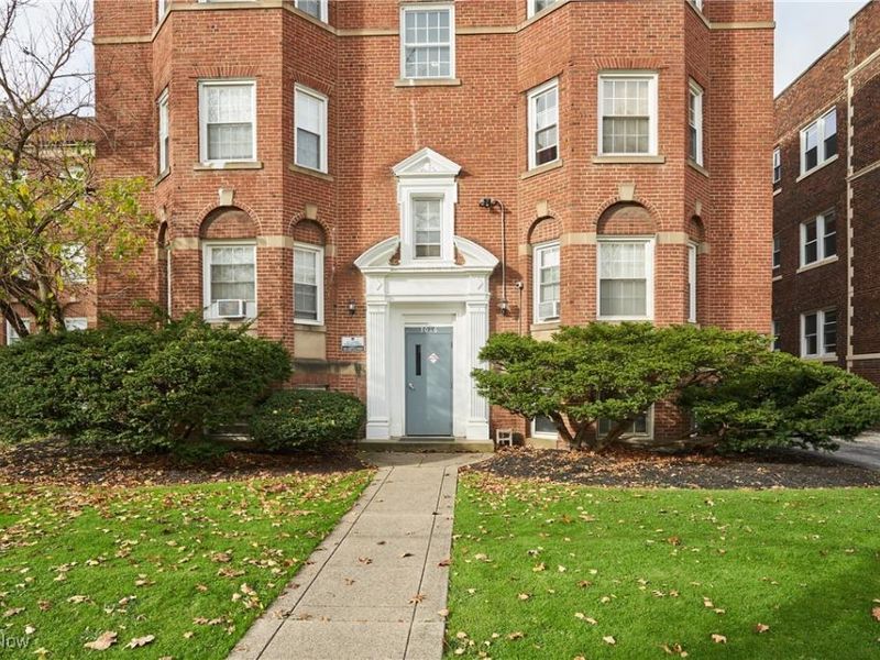 3016 S Moreland Boulevard, Shaker Heights, OH 44120 Photo 6