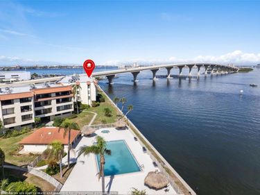 103 1ST STREET E, Unit 204, ST PETERSBURG, FL 33715