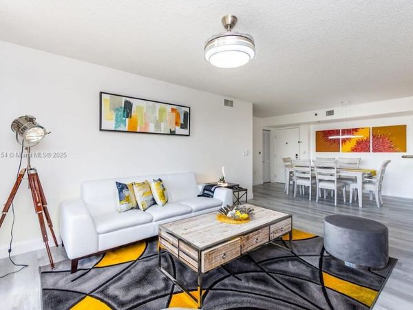 19999 E Country Club Dr, Unit 1403, Aventura, FL 33180